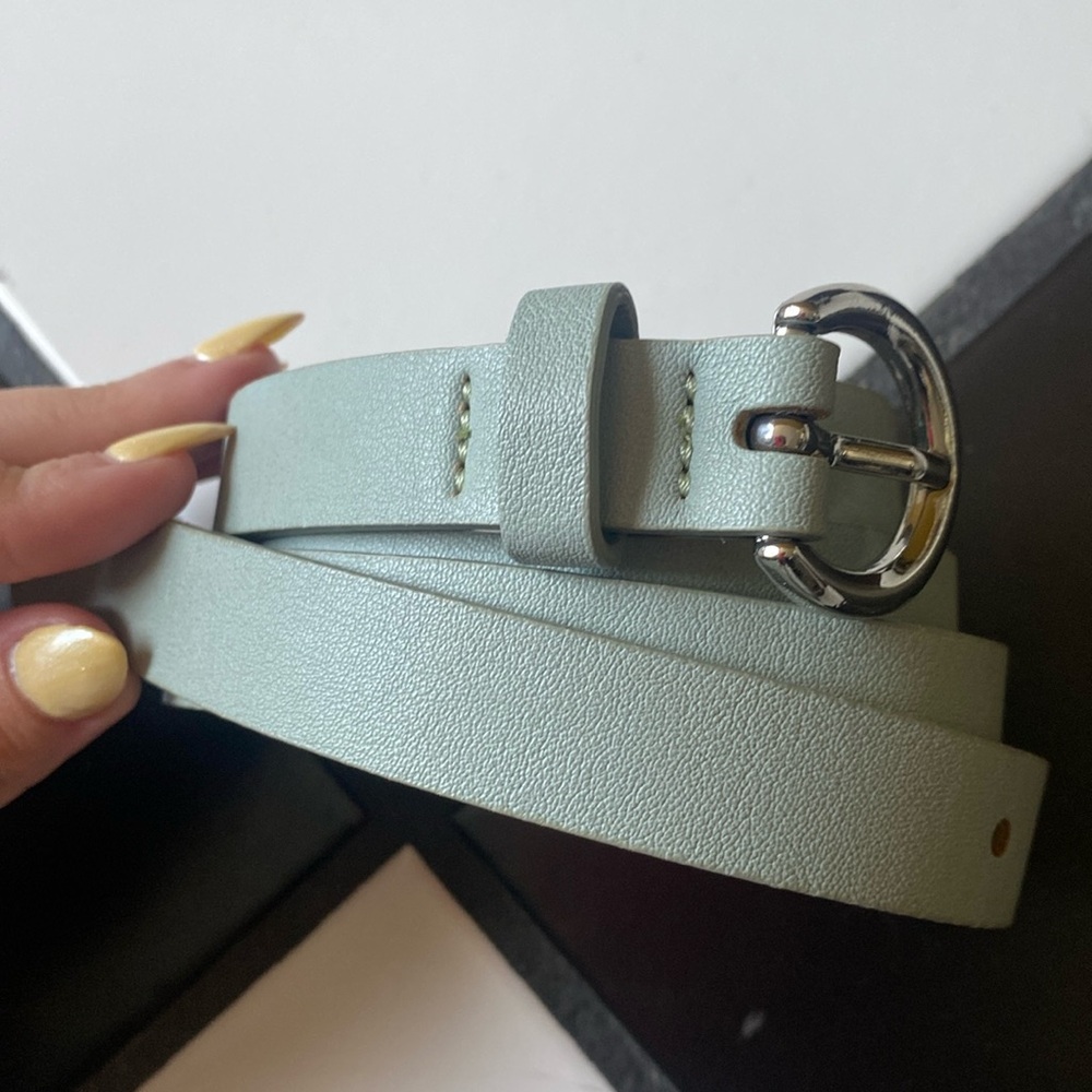 Blue green belt size large with silver buckle